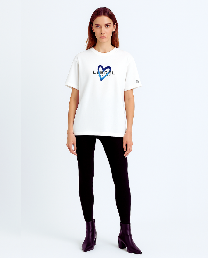 Camiseta Oversize Blanca – Corazón Azul Lebrel