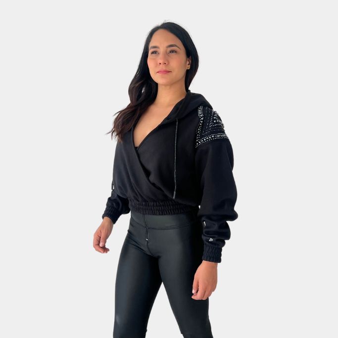 Hoodie negro "Gleam Couture"