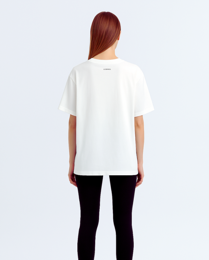 Camiseta Oversize Blanca – Lebrel Cherry Beat