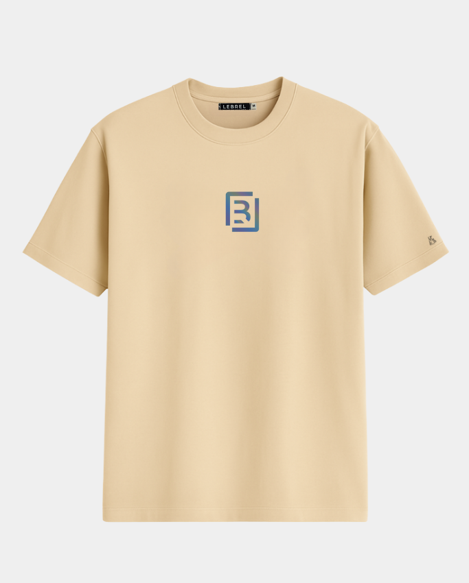 Camiseta Oversize Beige – Monograma Reflectivo