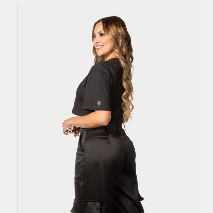 Croptop Oversize negro – Logo Completo LEBREL