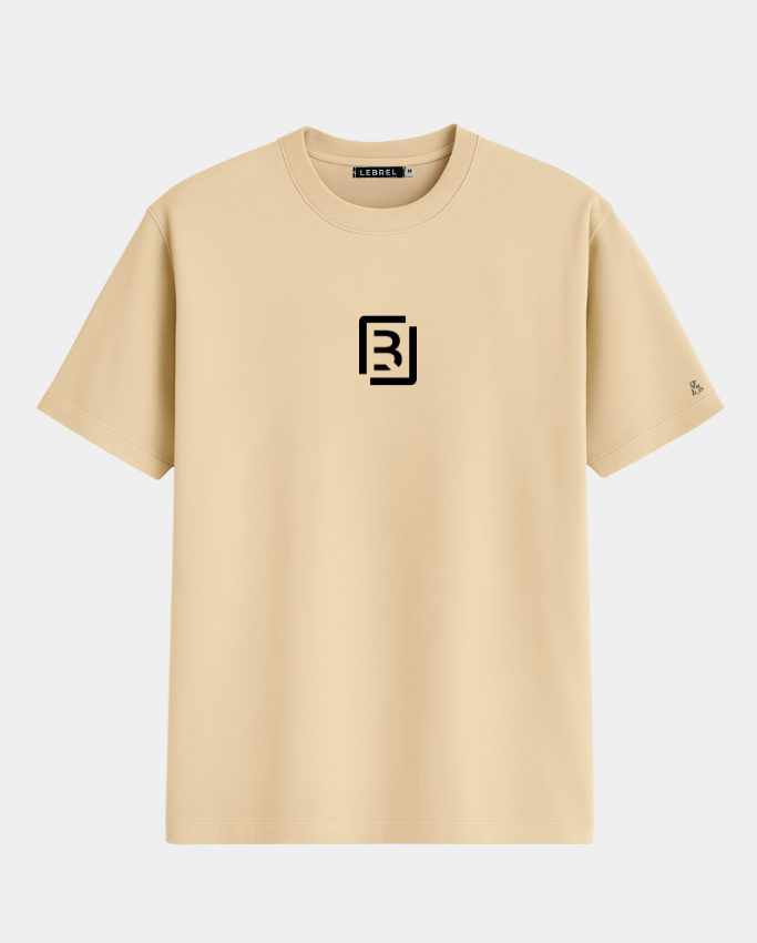 Camiseta hombre Oversize Beige – Monograma en alto relieve