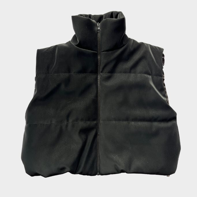 Chaleco Negro con textura.