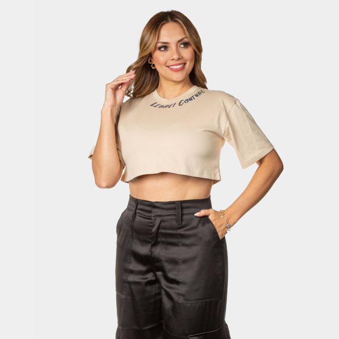 Croptop Oversize Beige – LEBREL COUTURE reflectivo