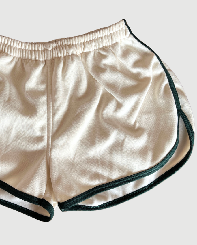 Set Sport By Lebrel Saco  y Short - Crema